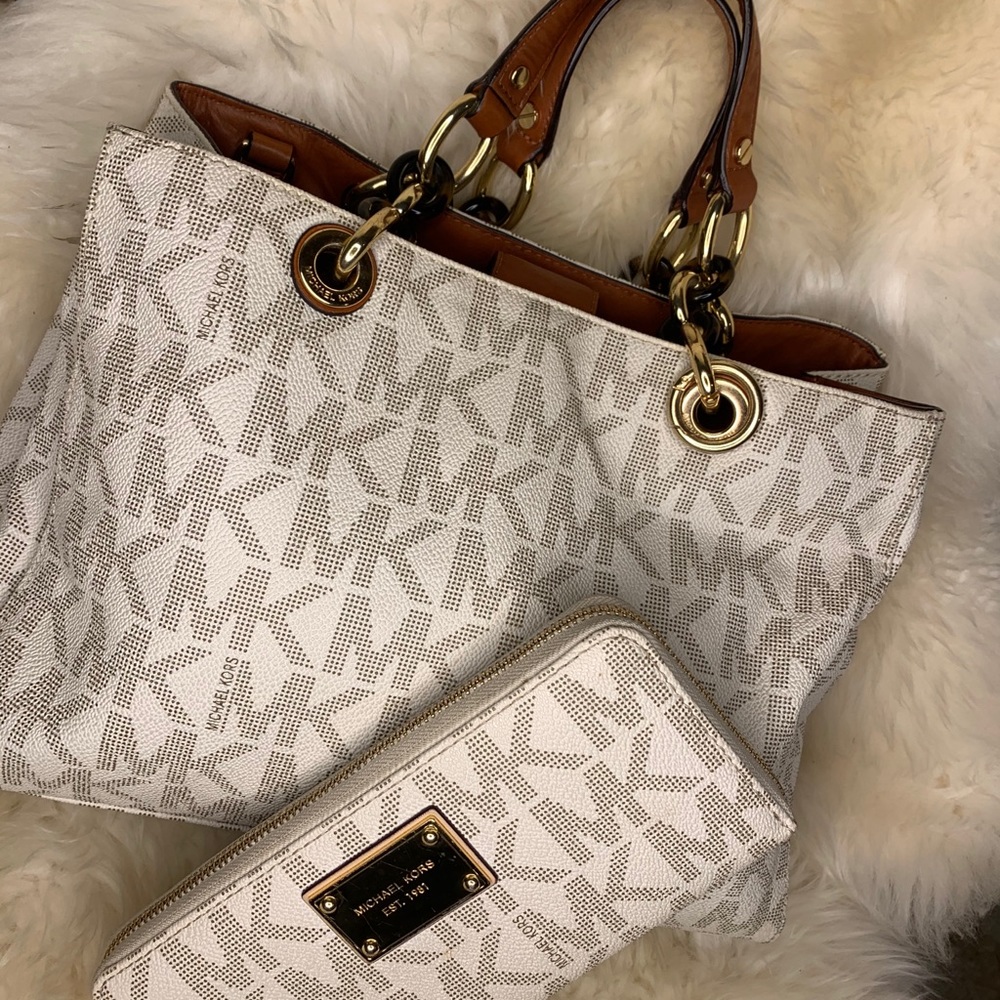 Michael Kors Hand Bag